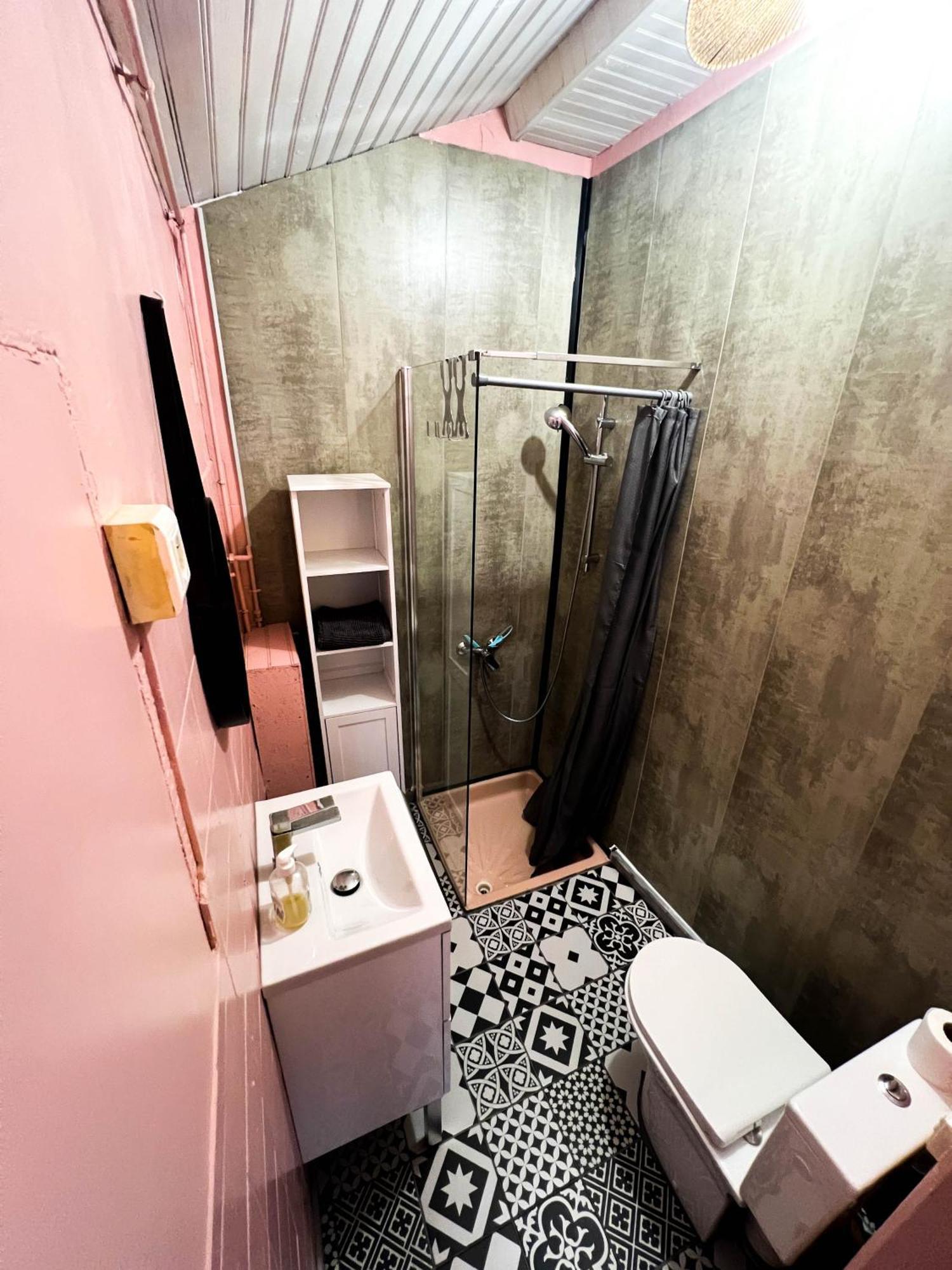 Maisonnette De Pecheur Chauffee Et Climatisee Port-la-Nouvelle Ngoại thất bức ảnh